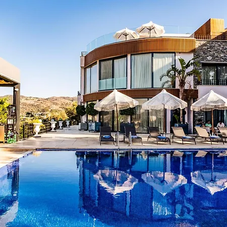 Hotell Bombien Luxury