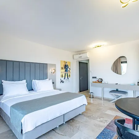 ホテル Bombien Luxury 4*
