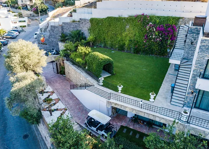 Hotel Bombien Luxury 4*