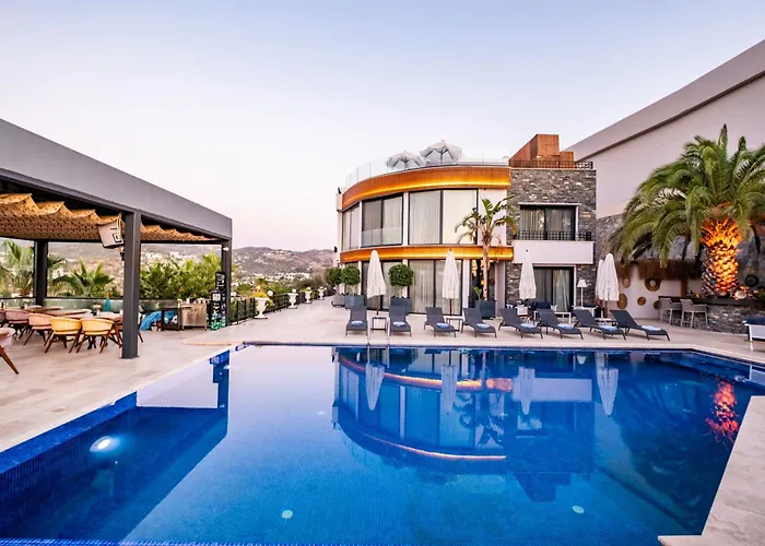 Bombien Luxury Hotel