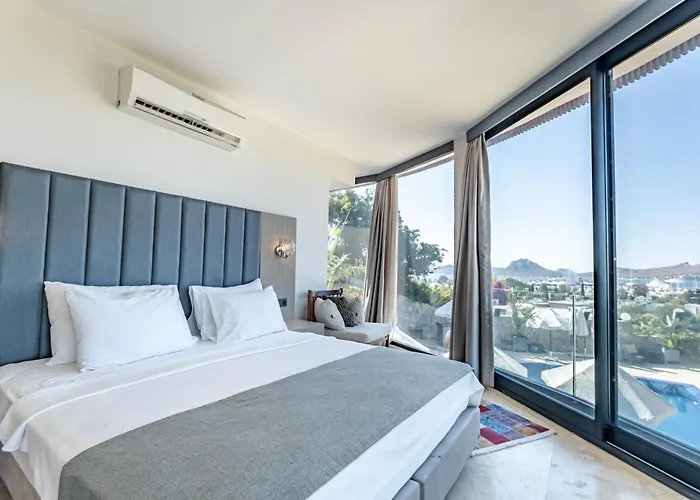 Bombien Luxury Hotel