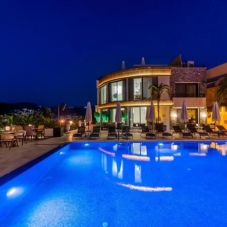 Bombien Luxury Ξενοδοχείο 4*
