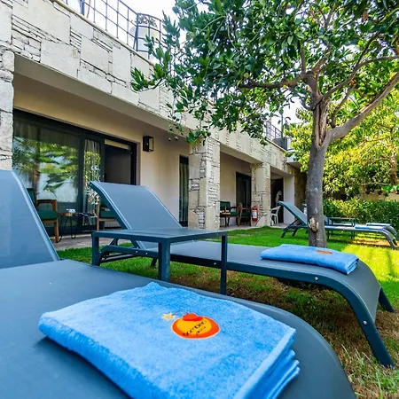 Ξενοδοχείο Bombien Luxury 4*