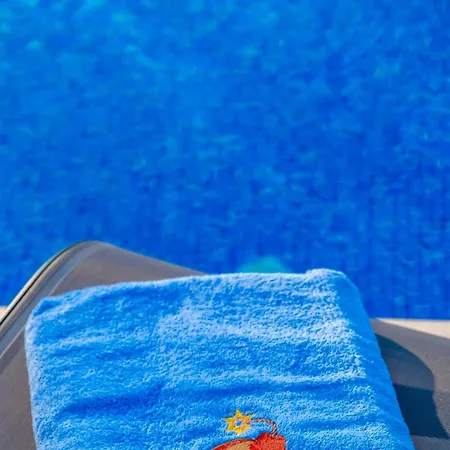Ξενοδοχείο Bombien Luxury 4*