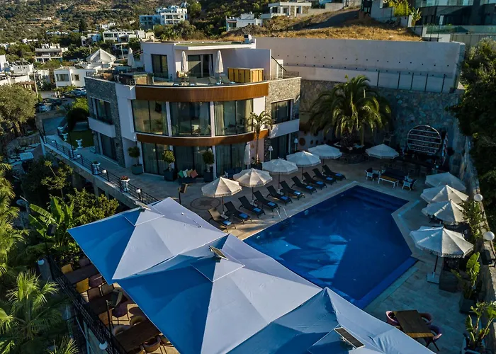 Bombien Luxury Ξενοδοχείο 4*